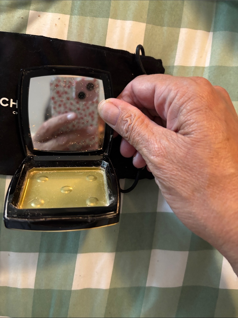 CHANEL Black Compact with Gold Medallion and Multicolor Stones with Storage Bag - Picture 7 of 16